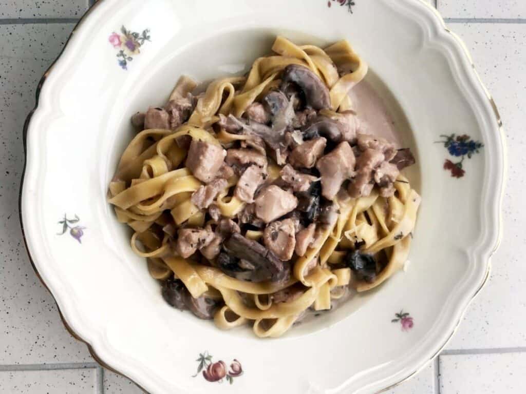 Creamy Red Wine Chicken Pasta always use butter