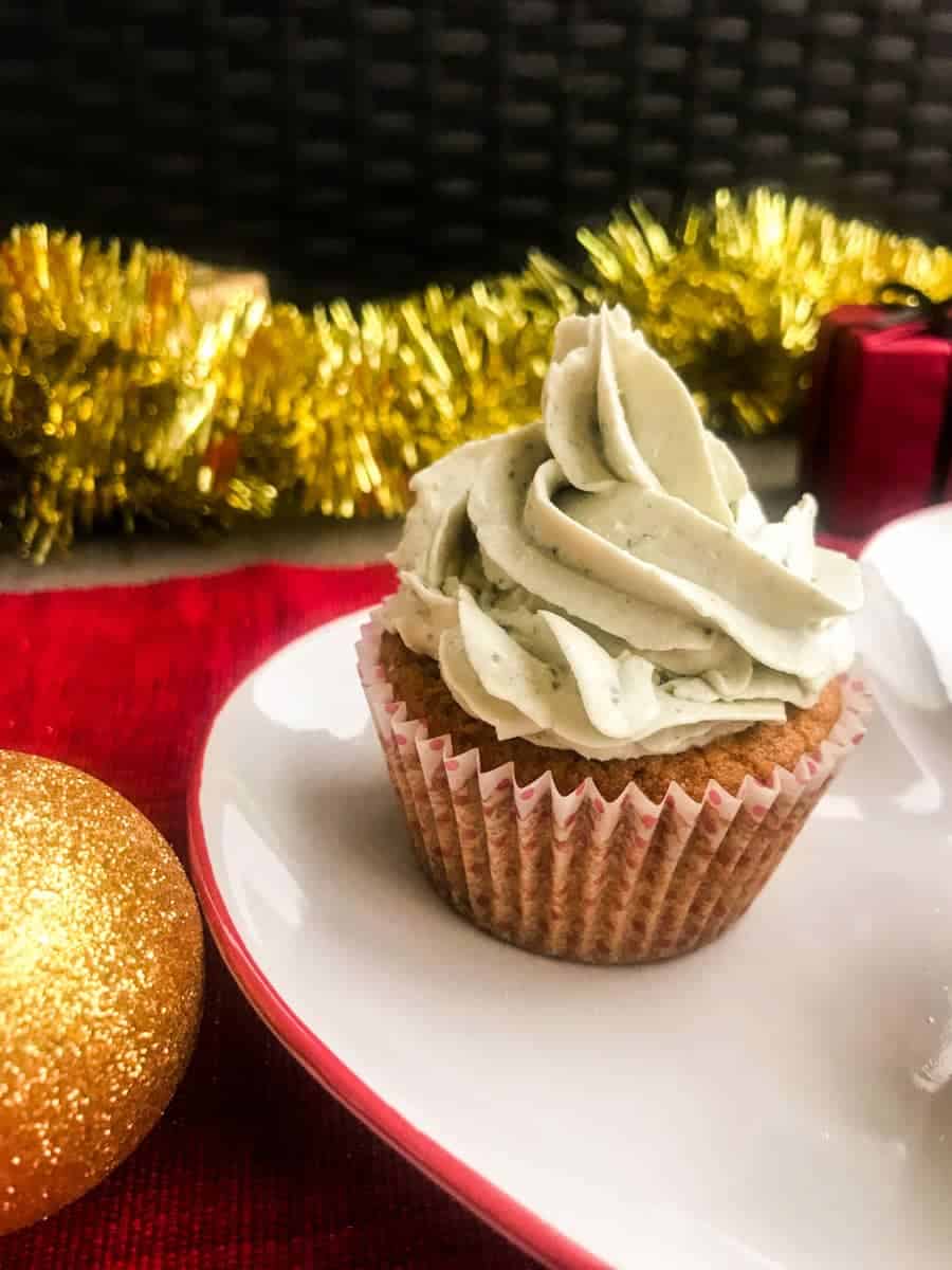 gingerbread cupcake with blue cheese frosting