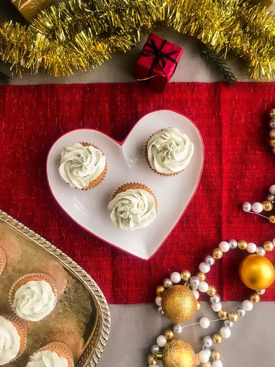 gingerbread cupcakes with blue cheese frosting