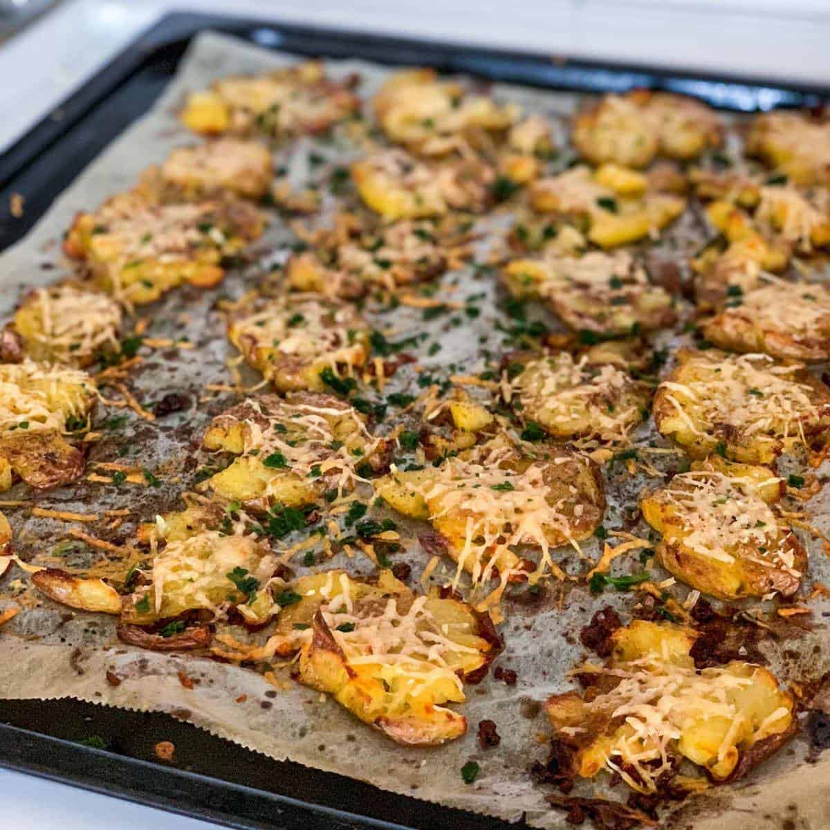 Crispy Garlic Parmesan Smashed Potatoes Side Dishes Always Use Butter 