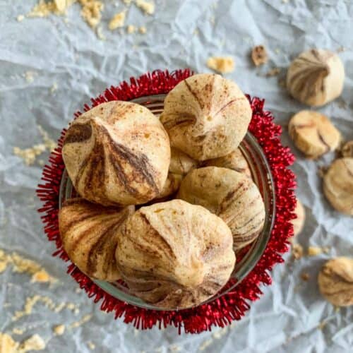 dark chocolate salted caramel meringues