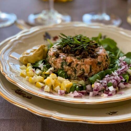 rum-spiked smoked salmon tartare