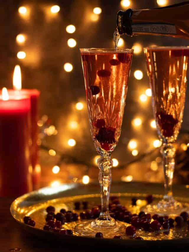 cropped-gin-prosecco-cranberry-spritz-4.jpg