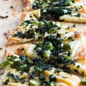 sliced puff pastry pizza with blue cheese and apples
