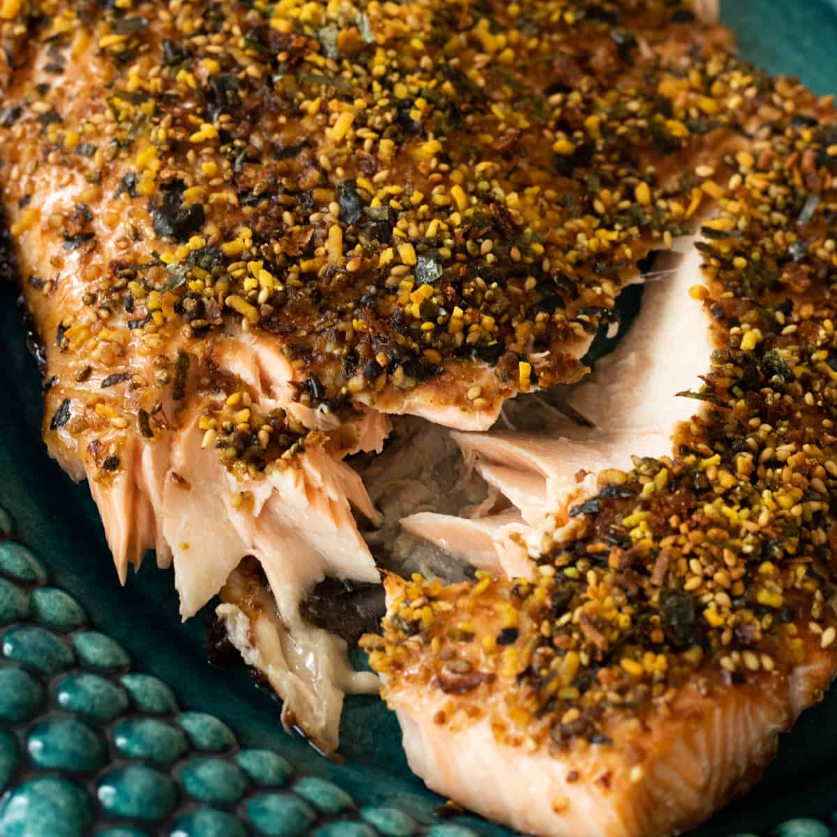 furikake salmon on a blue green plate