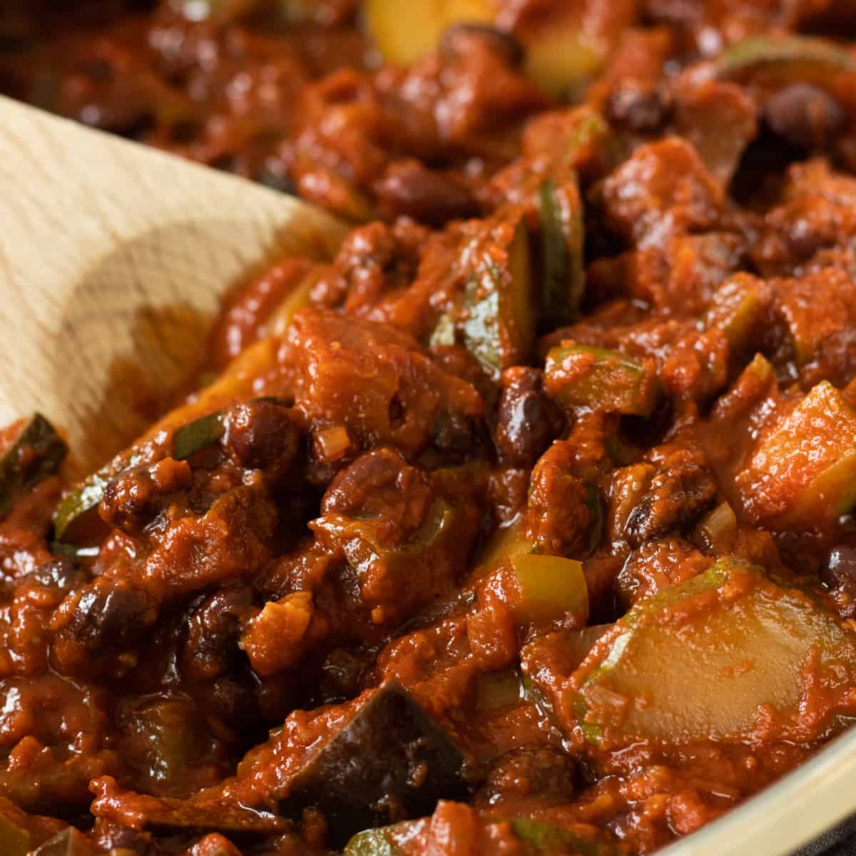 close-up of vegetarian chili sin carne