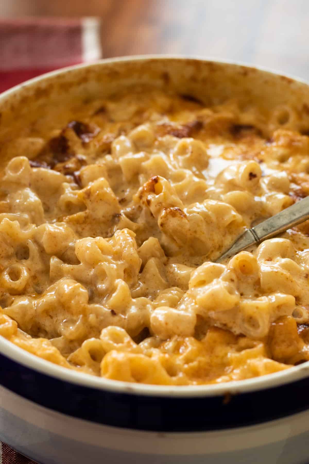 simple mac and cheese without flour in an oven dish