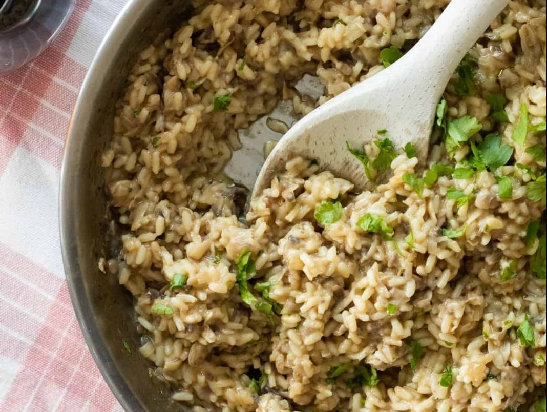 mushroom truffle risotto in a skillet