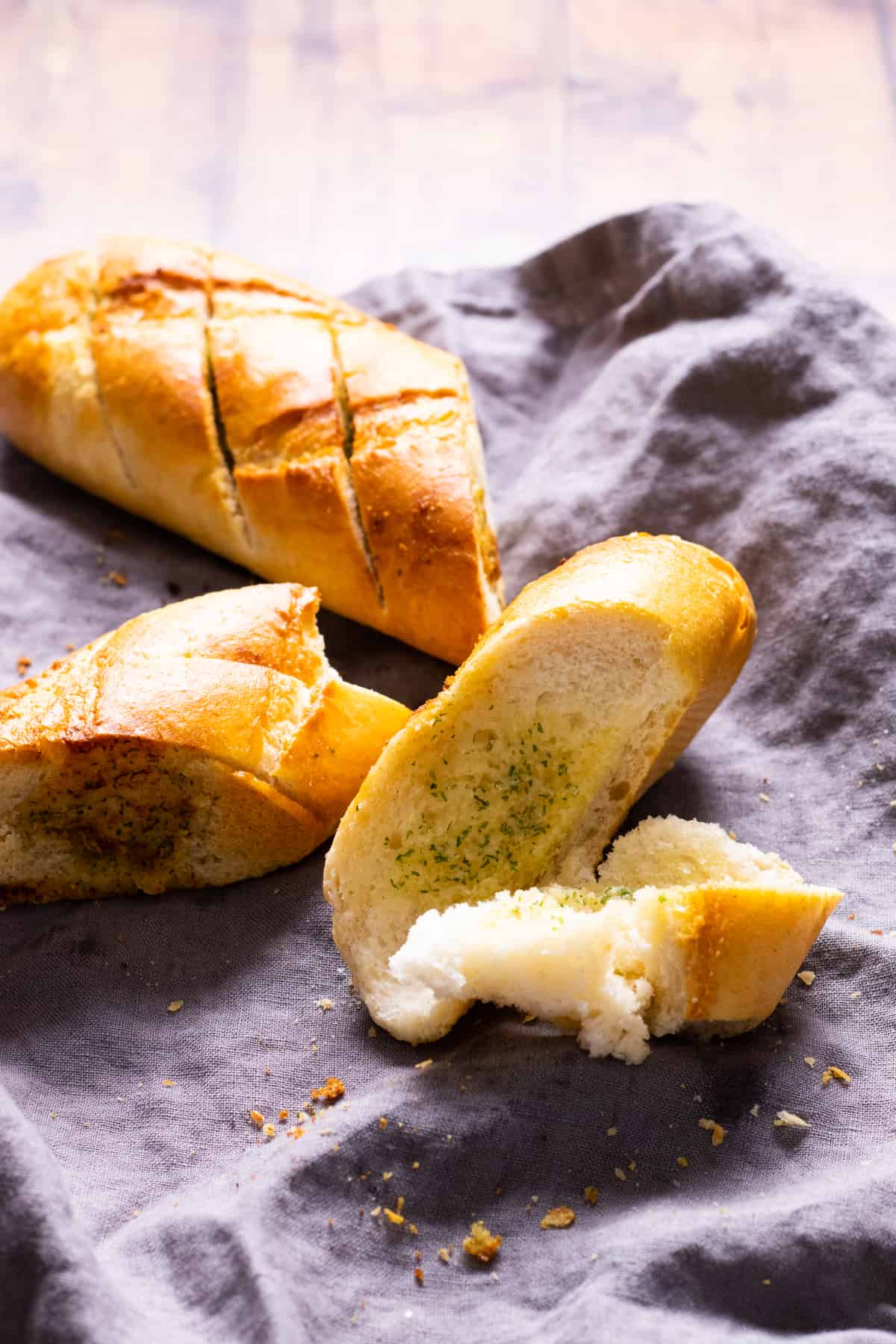 garlic bread torn in pieces