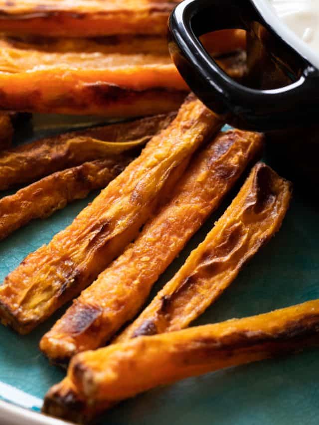cropped-air-fryer-carrot-fries-4.jpg