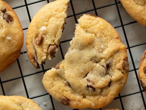 https://alwaysusebutter.com/wp-content/uploads/2022/10/chocolate-chip-cookies-without-brown-sugar-SQ-2-500x375.jpg