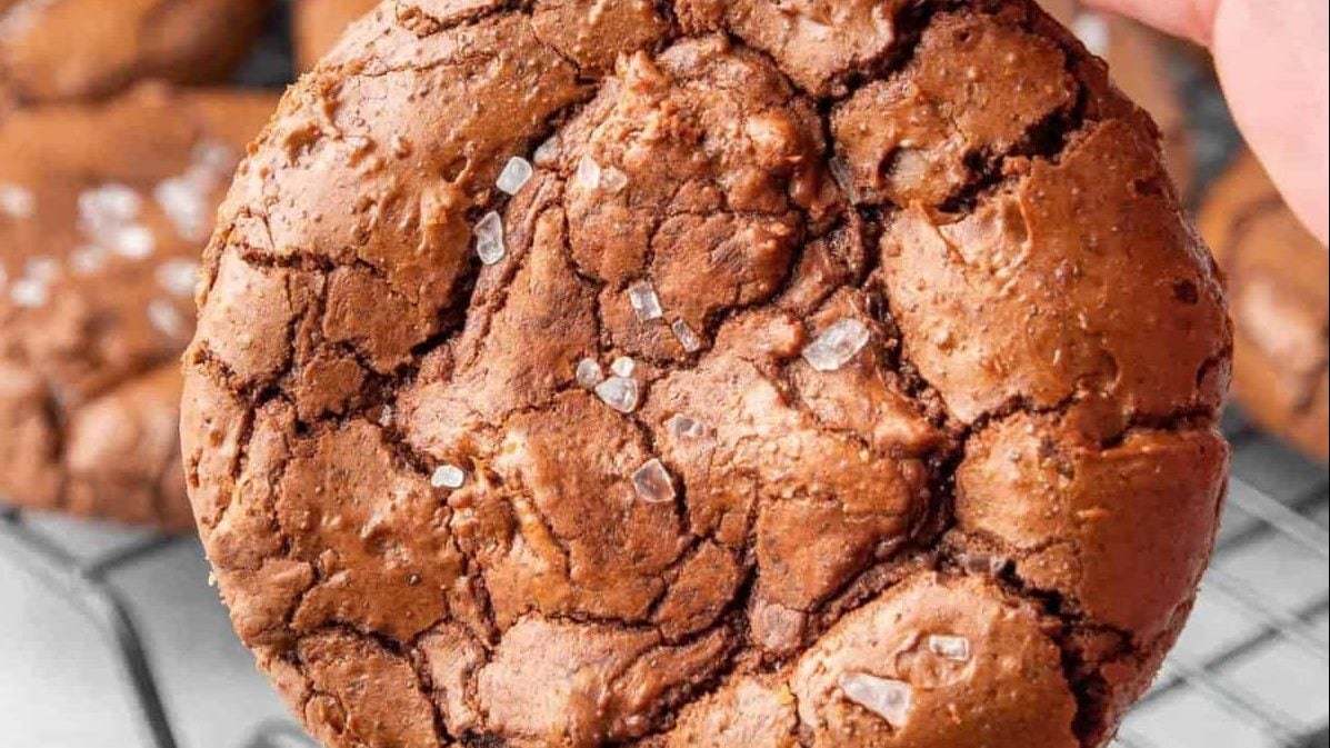 A brownie cookie.