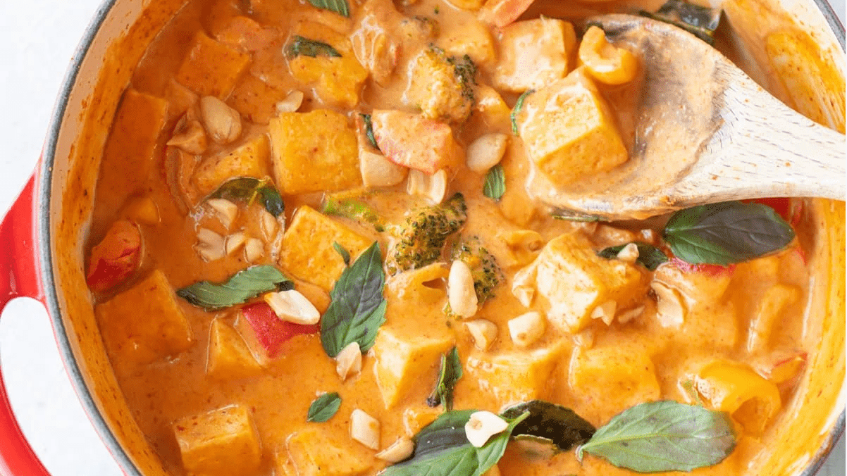 A pot full of vegan panang curry.