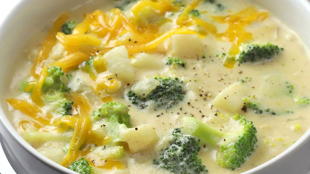 A bowl of hash brown broccoli soup.
