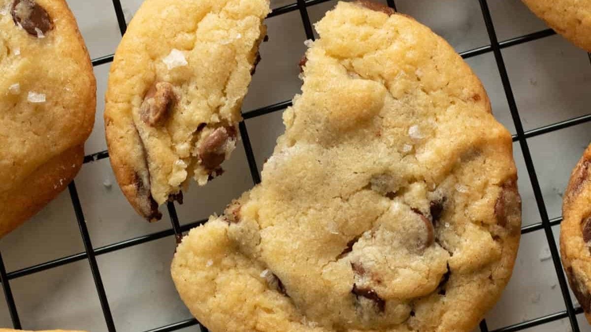 A chocolate chip cookie.