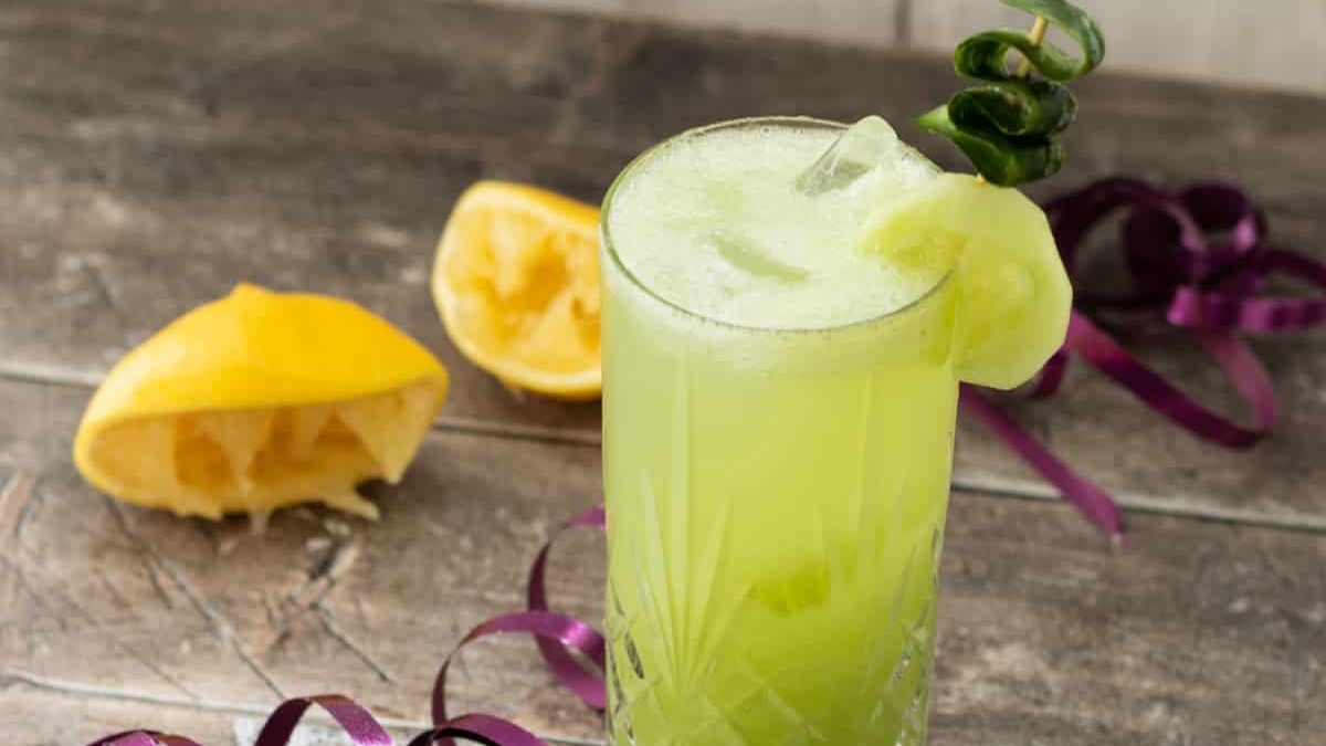 Cucumber collins mocktail.