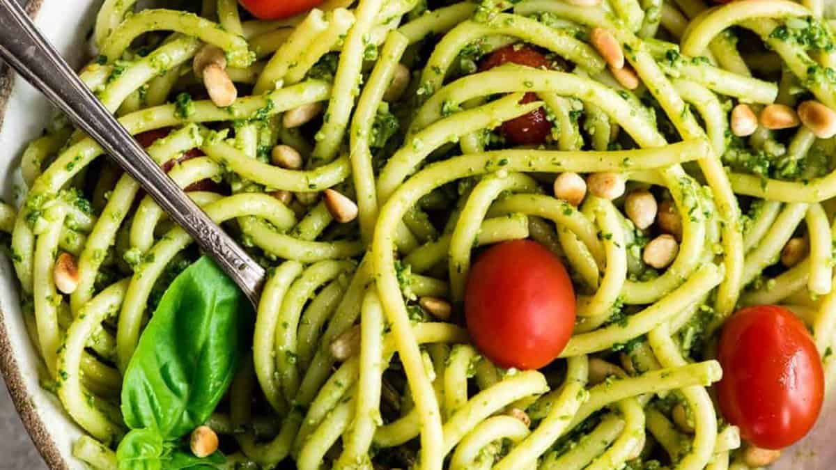 Easy Pesto Pasta.