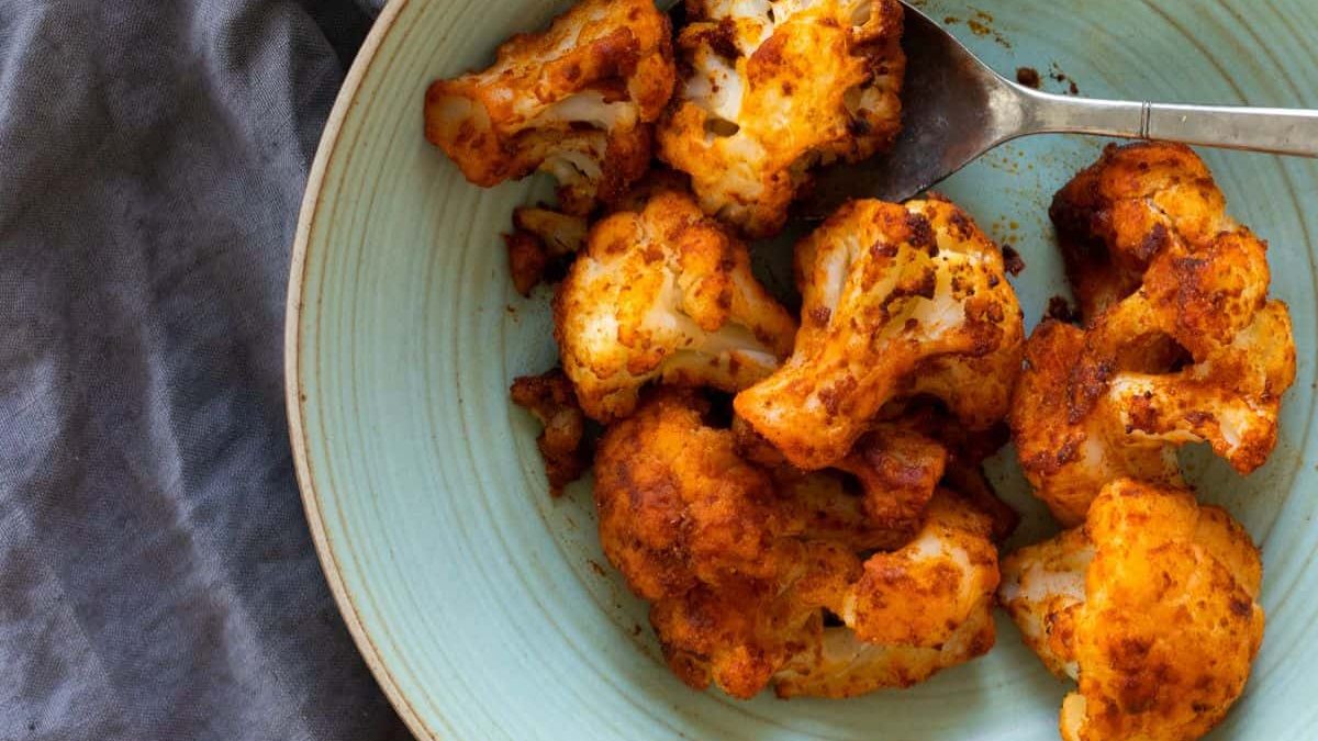 Cauliflower in a bowl.