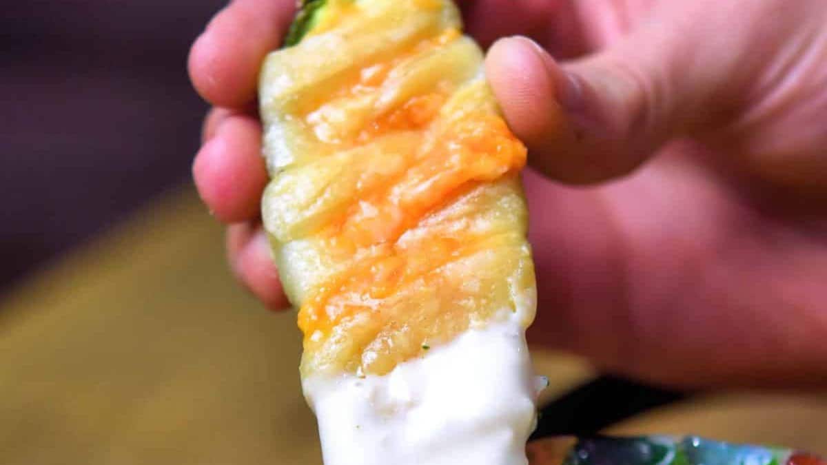 Puff Pastry Jalapeno Poppers .