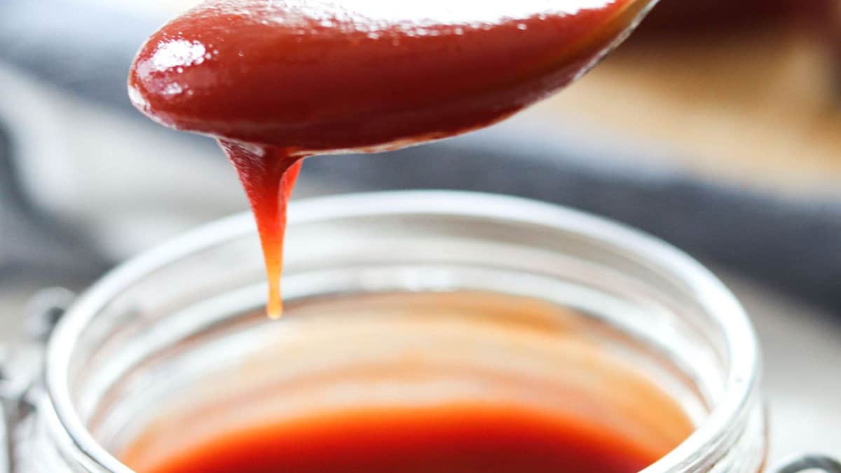 A spoonful of barbecue sauce.