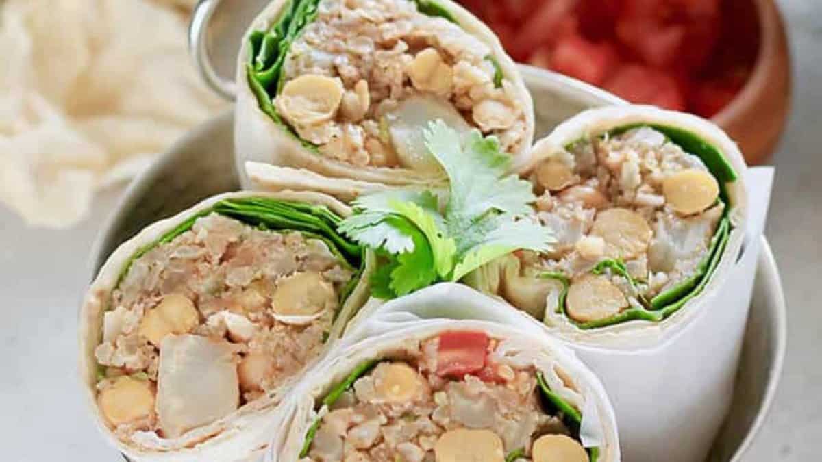 Cauliflower chickpea wraps.