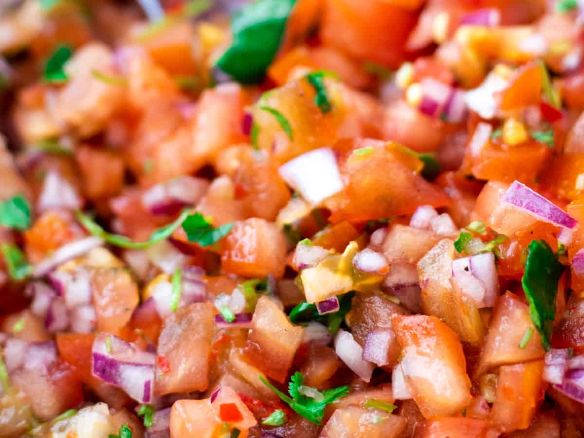 Pico de gallo.