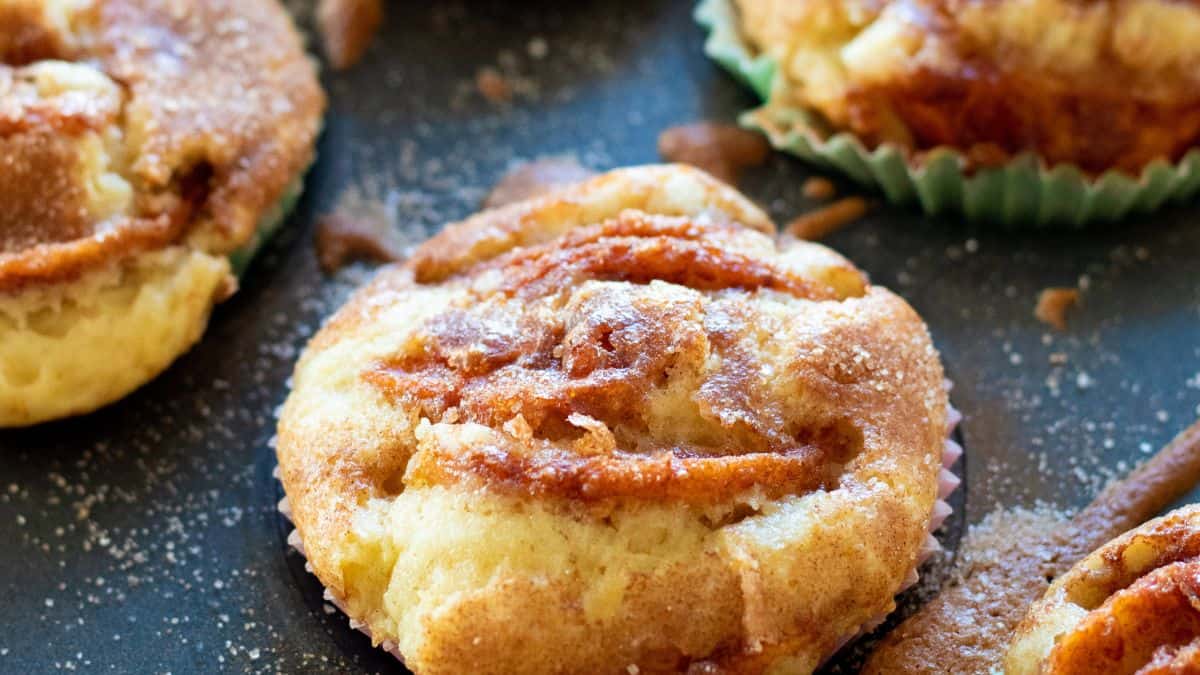An apple cinnamon muffin.