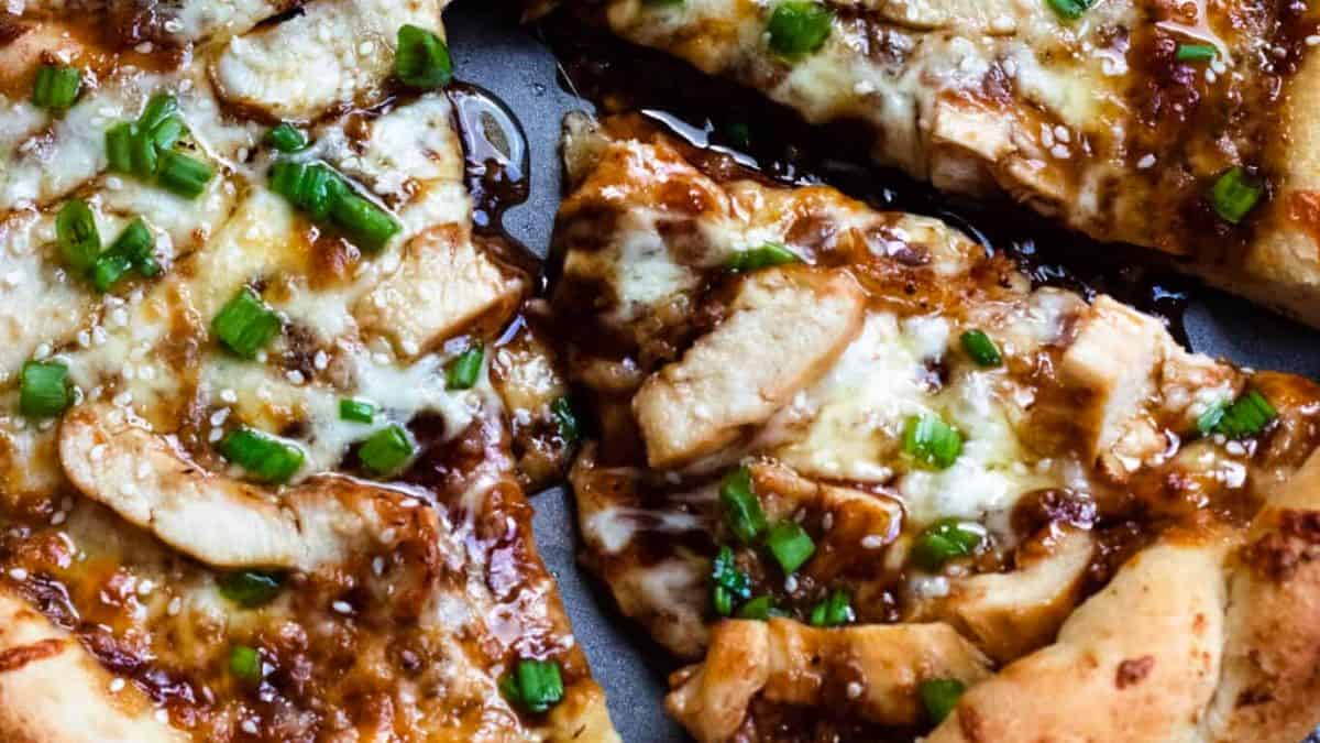 Honey Barbecue Chicken Pizza from Brunei