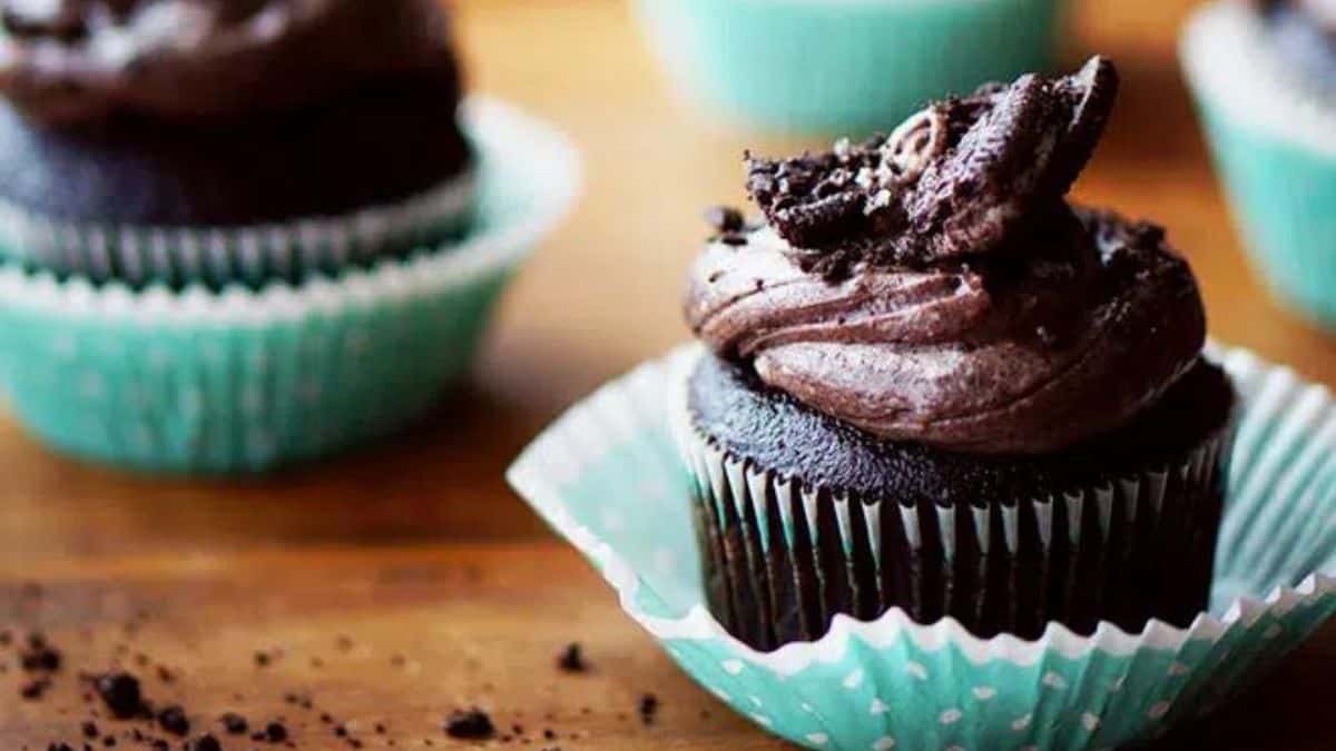 A chocolate cupcake.