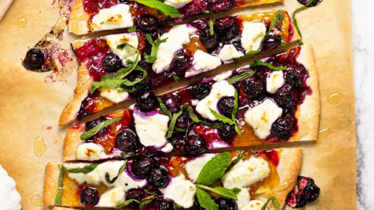 Blueberry Flatbread with Goat Cheese