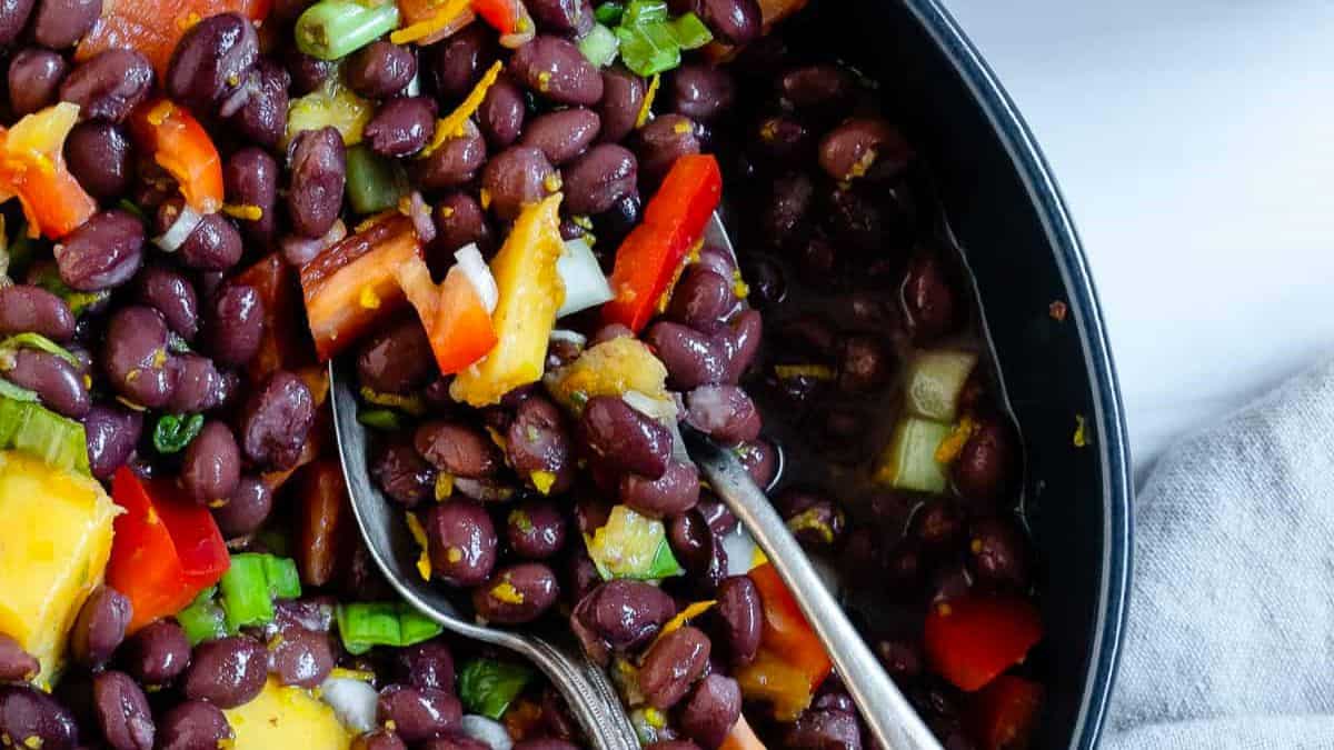 Healthy Mango Black Bean Salad