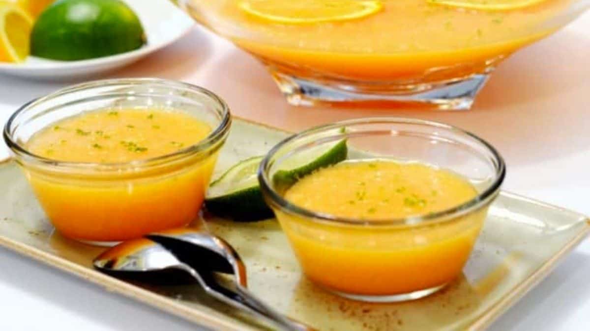 Chilled Cantaloupe Soup