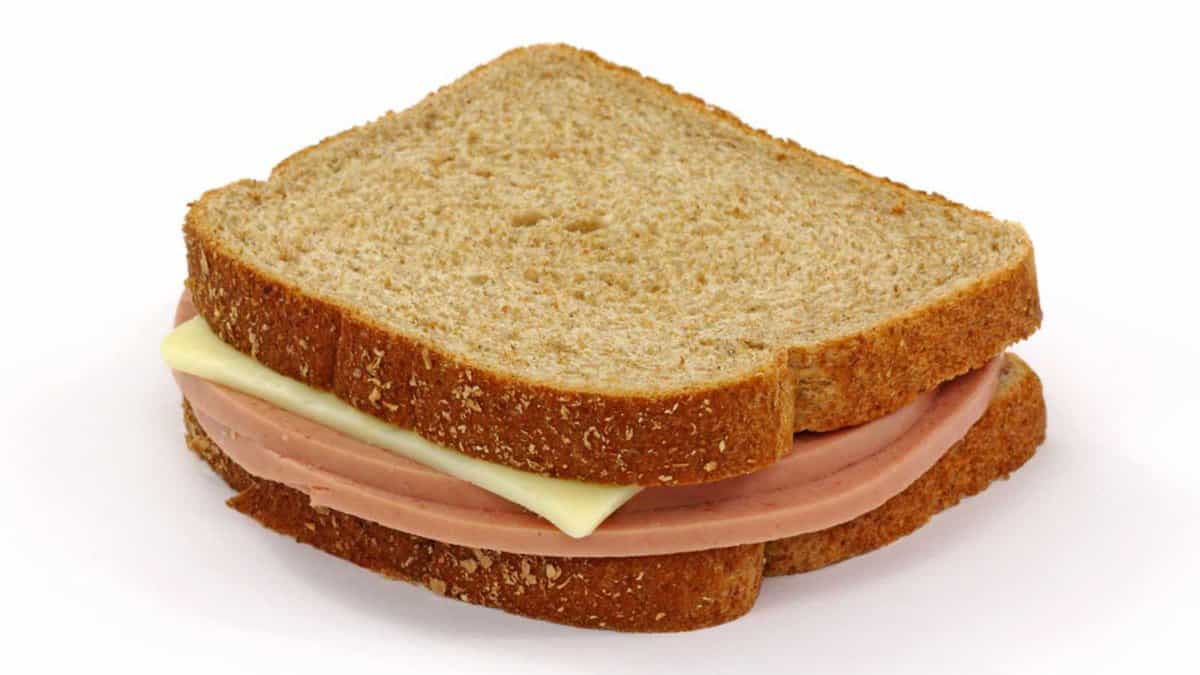 Bologna & American Cheese sandwich