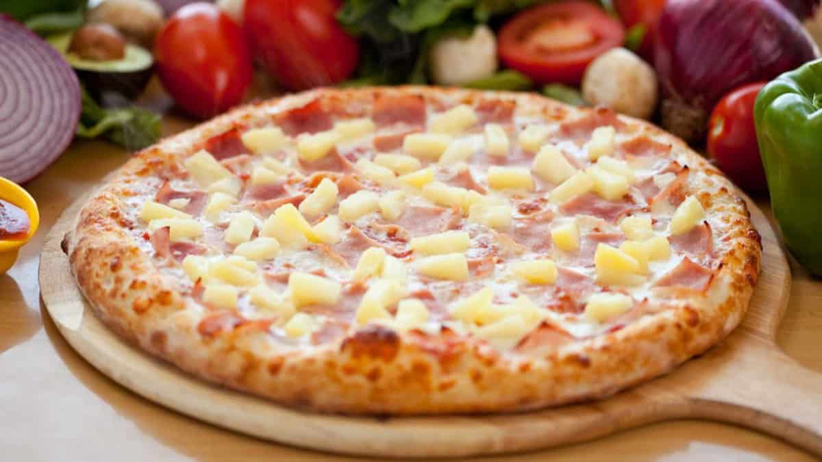Pineapples on Pizza