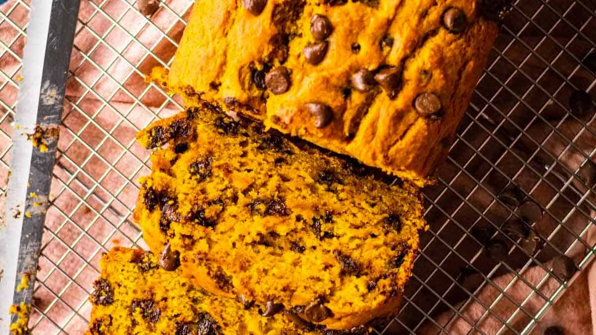 Pumpkin Chocolate Chip Bread