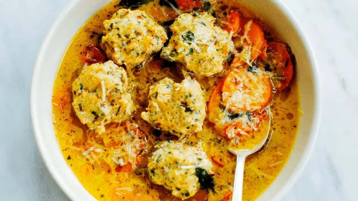 Easy Chicken Meatball Soup Recipe