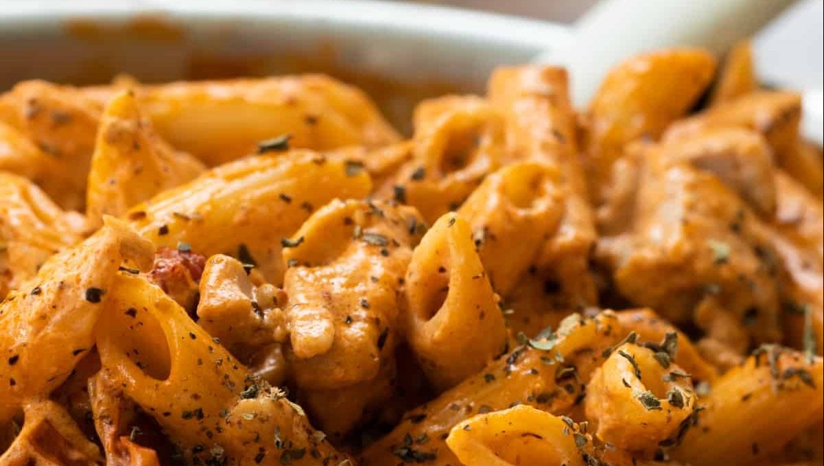 Sundried Tomato Pasta with Chicken