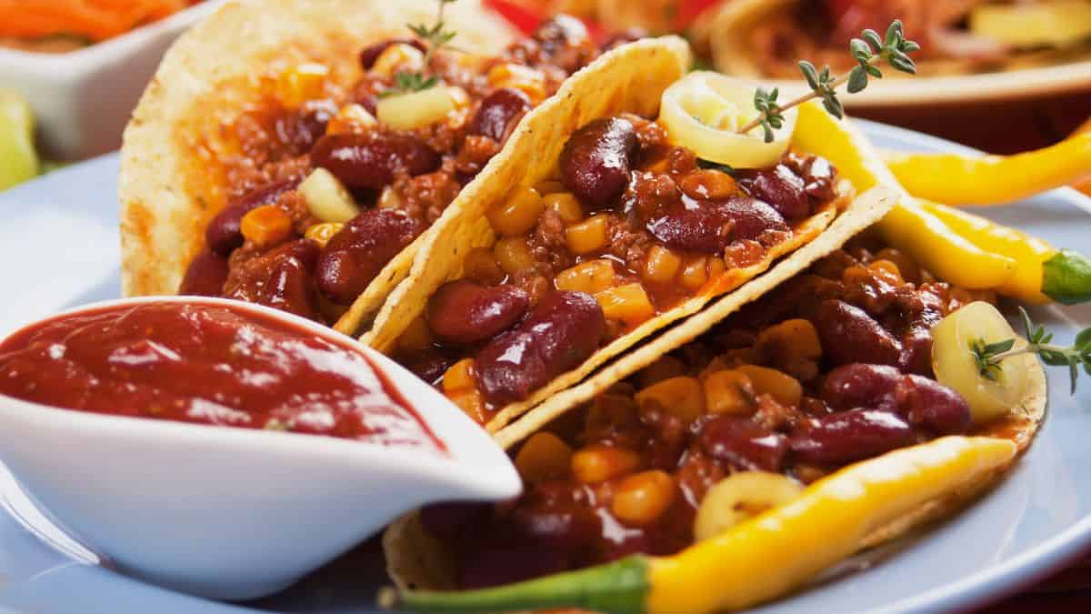 Chili bean tacos.