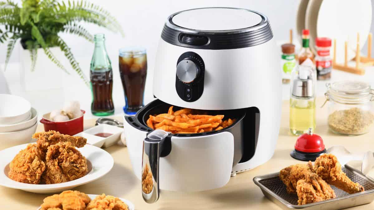 An air fryer with fries.