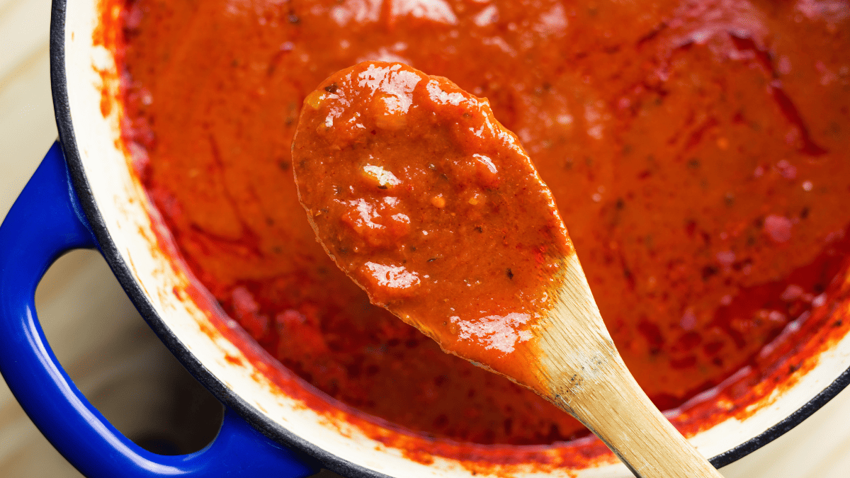 A sponful of mariara sauce.