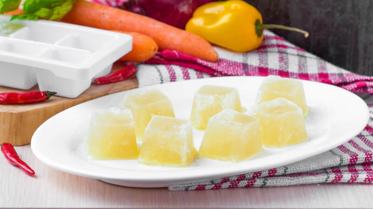 A plate with stock ice cubes.