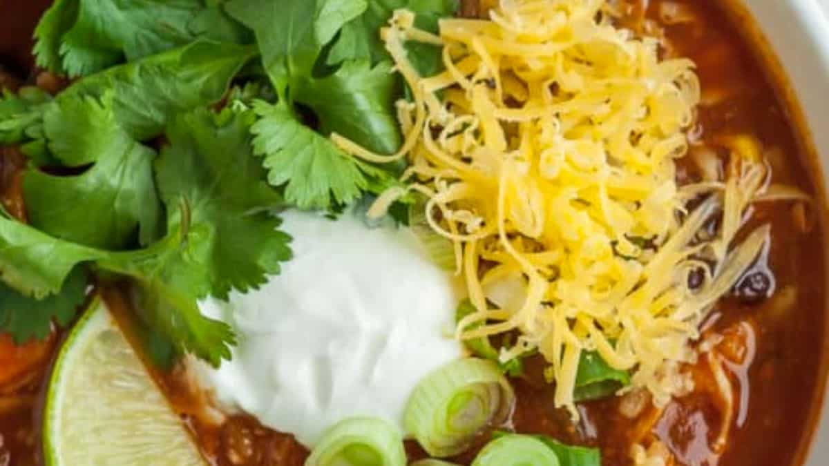 Instant Pot Chicken Tortilla Soup