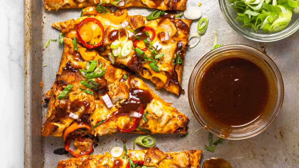 5 Ingredient BBQ Chicken Flatbread