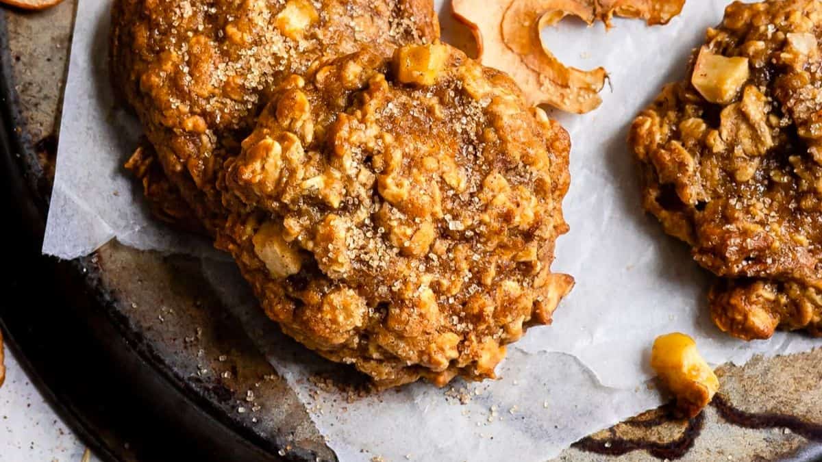 Apple Crisp Cookies