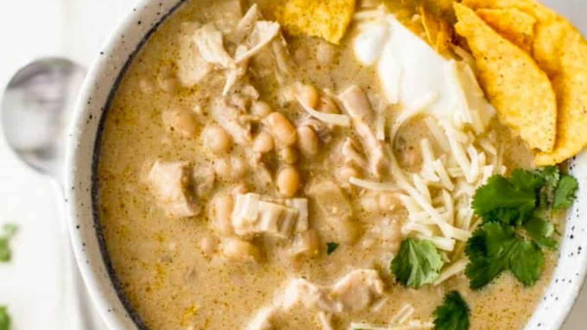 Slow Cooker White Chicken Chili