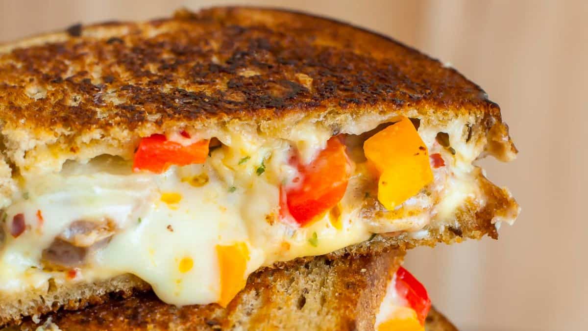 Sausage and Pepper Chipotle Grilled Cheese