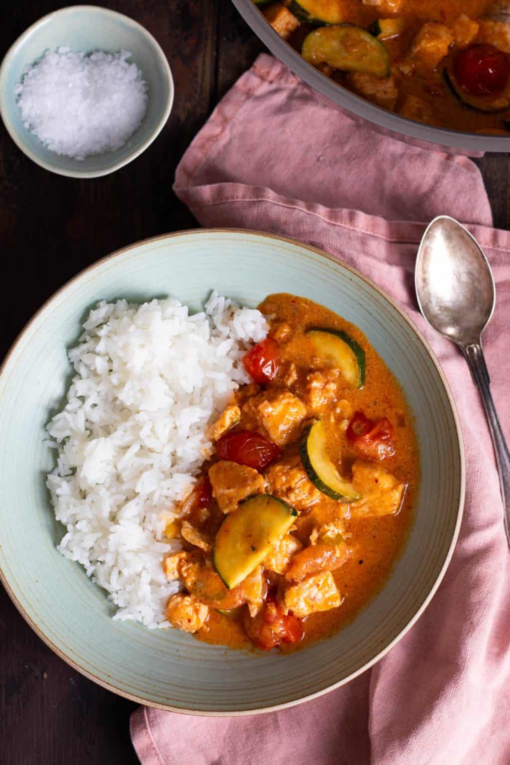 Easy Thai Salmon Curry