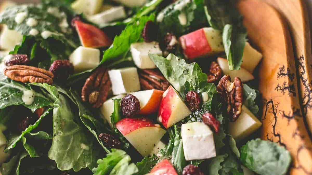 Apple, Brie and Pecan Salad