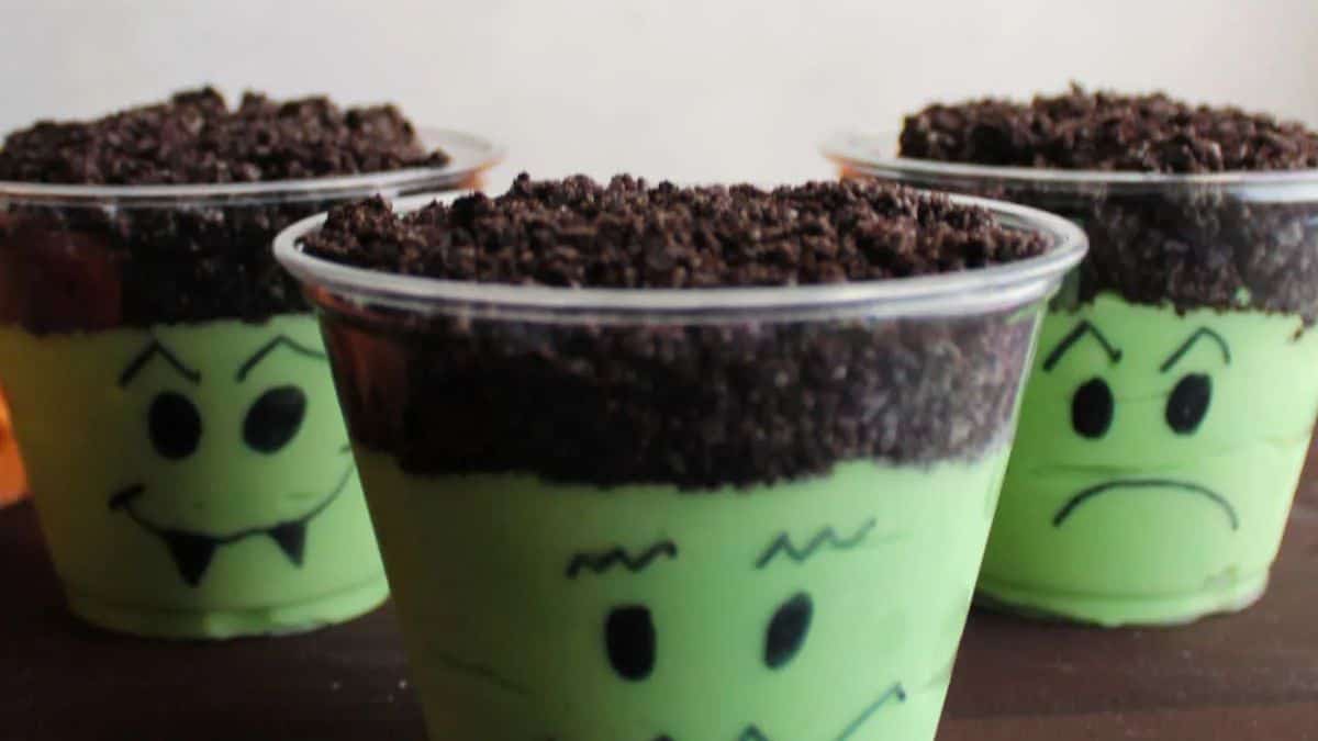 Frankenstein Pudding Cups