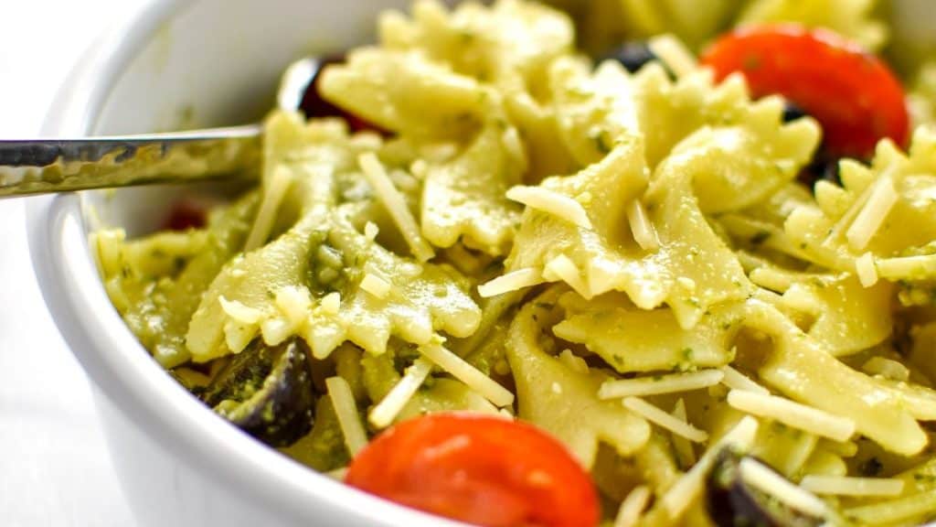30 Easy Pasta Dinners for Weeknights, Date Nights, and Everything ...